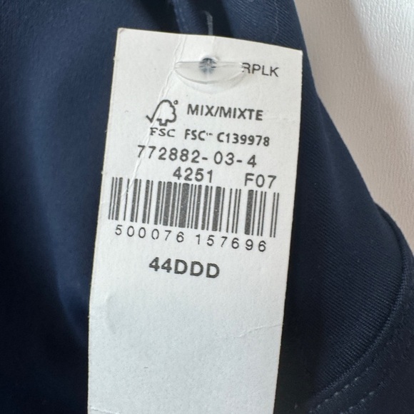 Old Navy Zip-Front Sports Bra Navy - Picture 8 of 8